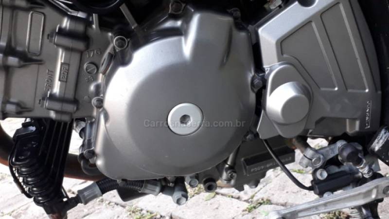 SUZUKI - V-STROM - 2011/2011 - Preta - R$ 31.000,00