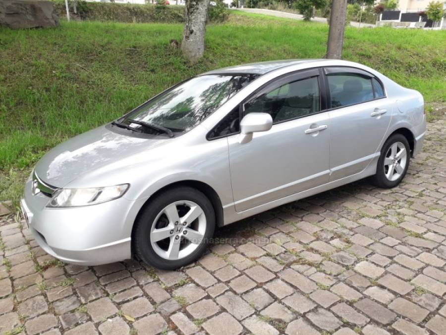 HONDA - CIVIC - 2008/2008 - Prata - R$ 42.000,00