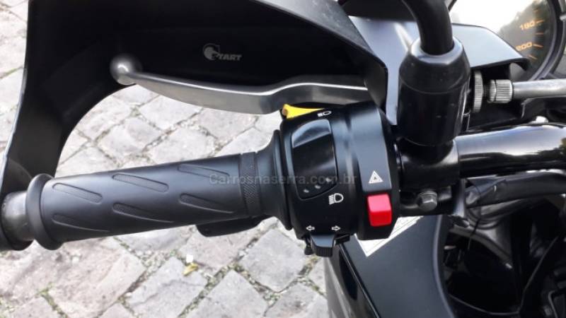 SUZUKI - V-STROM - 2011/2011 - Preta - R$ 31.000,00