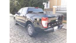 FORD - RANGER - 2017/2018 - Preta - R$ 98.000,00