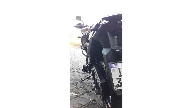 SUZUKI - V-STROM - 2011/2011 - Preta - R$ 31.000,00