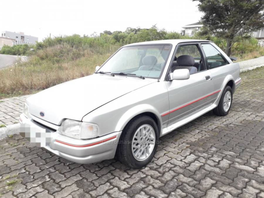 FORD - ESCORT - 1989/1990 - Prata - R$ 18.500,00