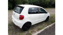 VOLKSWAGEN - FOX - 2013/2014 - Branca - R$ 41.000,00