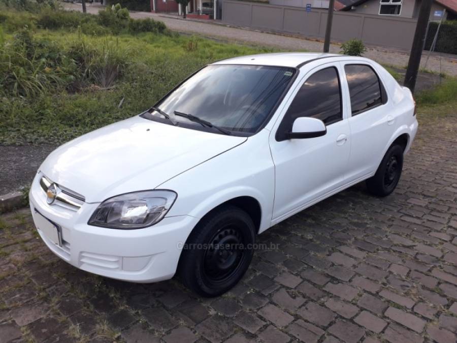 CHEVROLET - PRISMA - 2011/2011 - Branca - R$ 28.000,00