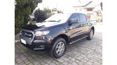 FORD - RANGER - 2017/2018 - Preta - R$ 98.000,00